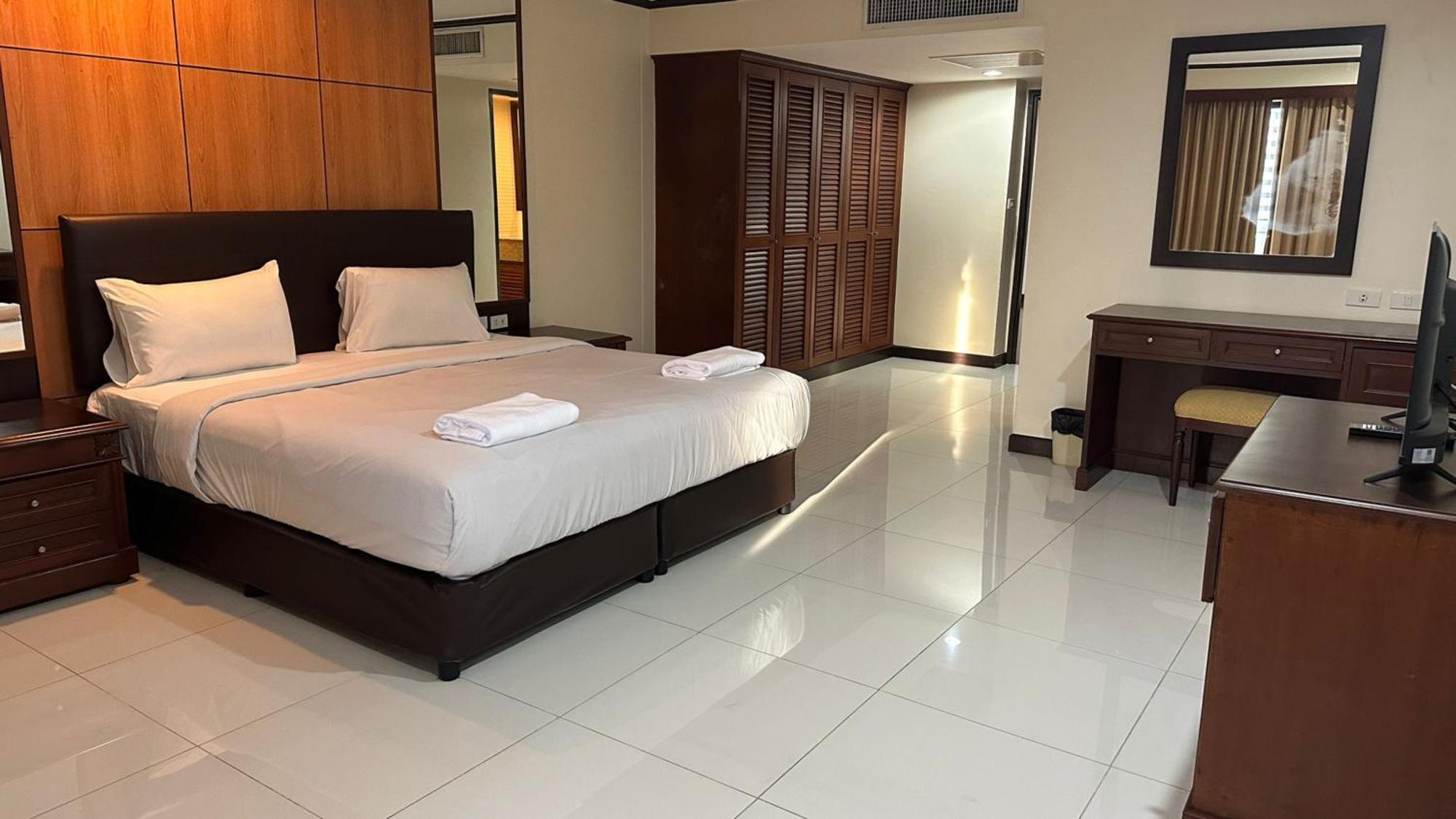 Omni Tower Sukhumvit Soi 4 Direct Daire Bangkok Dış mekan fotoğraf