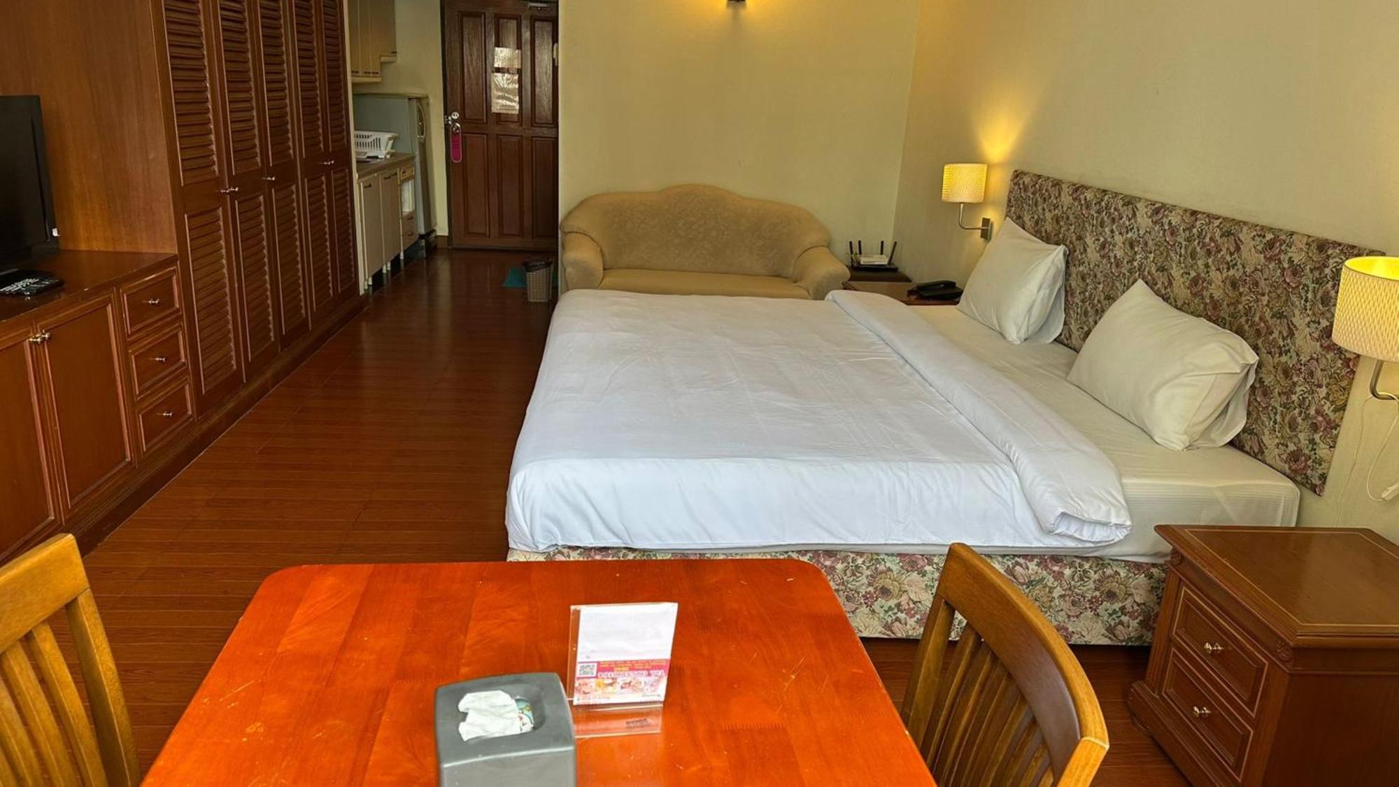Omni Tower Sukhumvit Soi 4 Direct Daire Bangkok Dış mekan fotoğraf