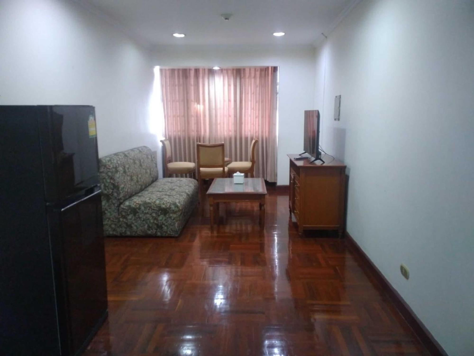 Omni Tower Sukhumvit Soi 4 Direct Daire Bangkok Dış mekan fotoğraf