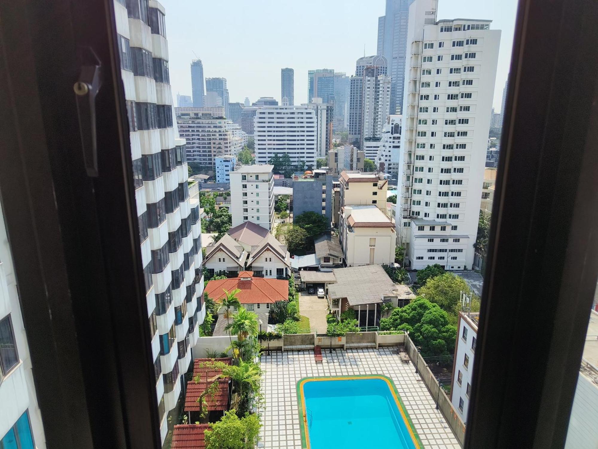 Omni Tower Sukhumvit Soi 4 Direct Daire Bangkok Dış mekan fotoğraf