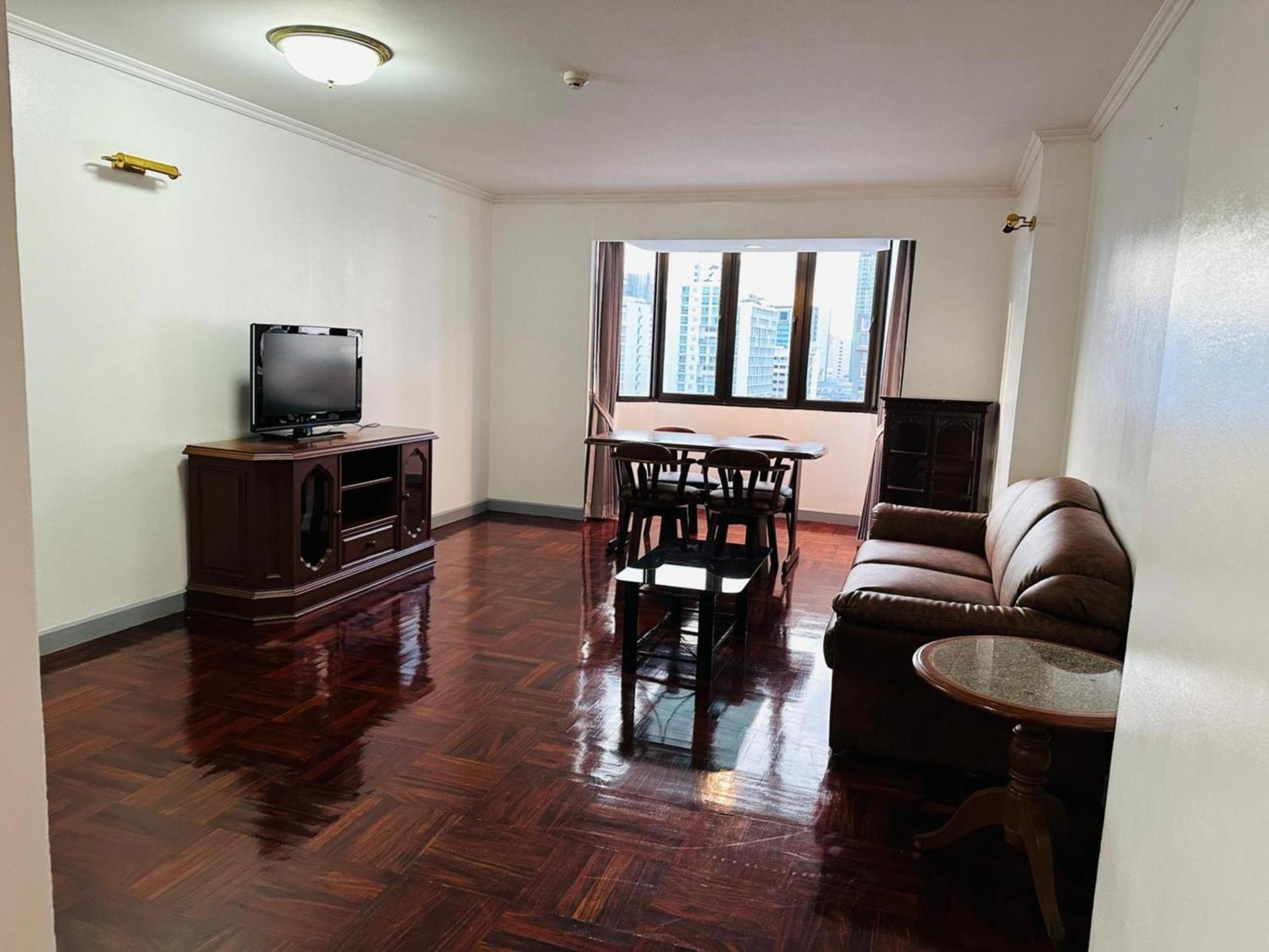Omni Tower Sukhumvit Soi 4 Direct Daire Bangkok Dış mekan fotoğraf