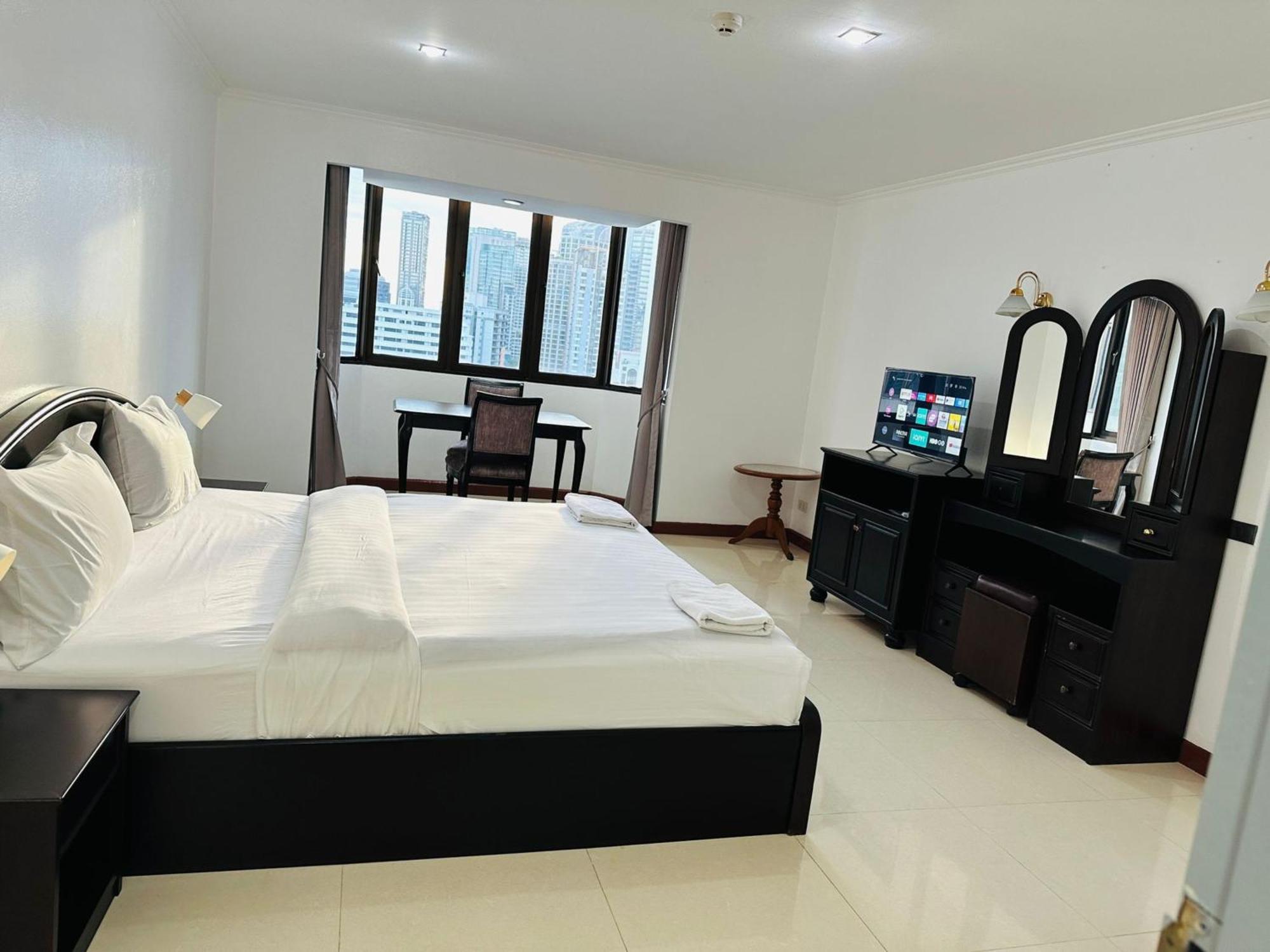 Omni Tower Sukhumvit Soi 4 Direct Daire Bangkok Dış mekan fotoğraf