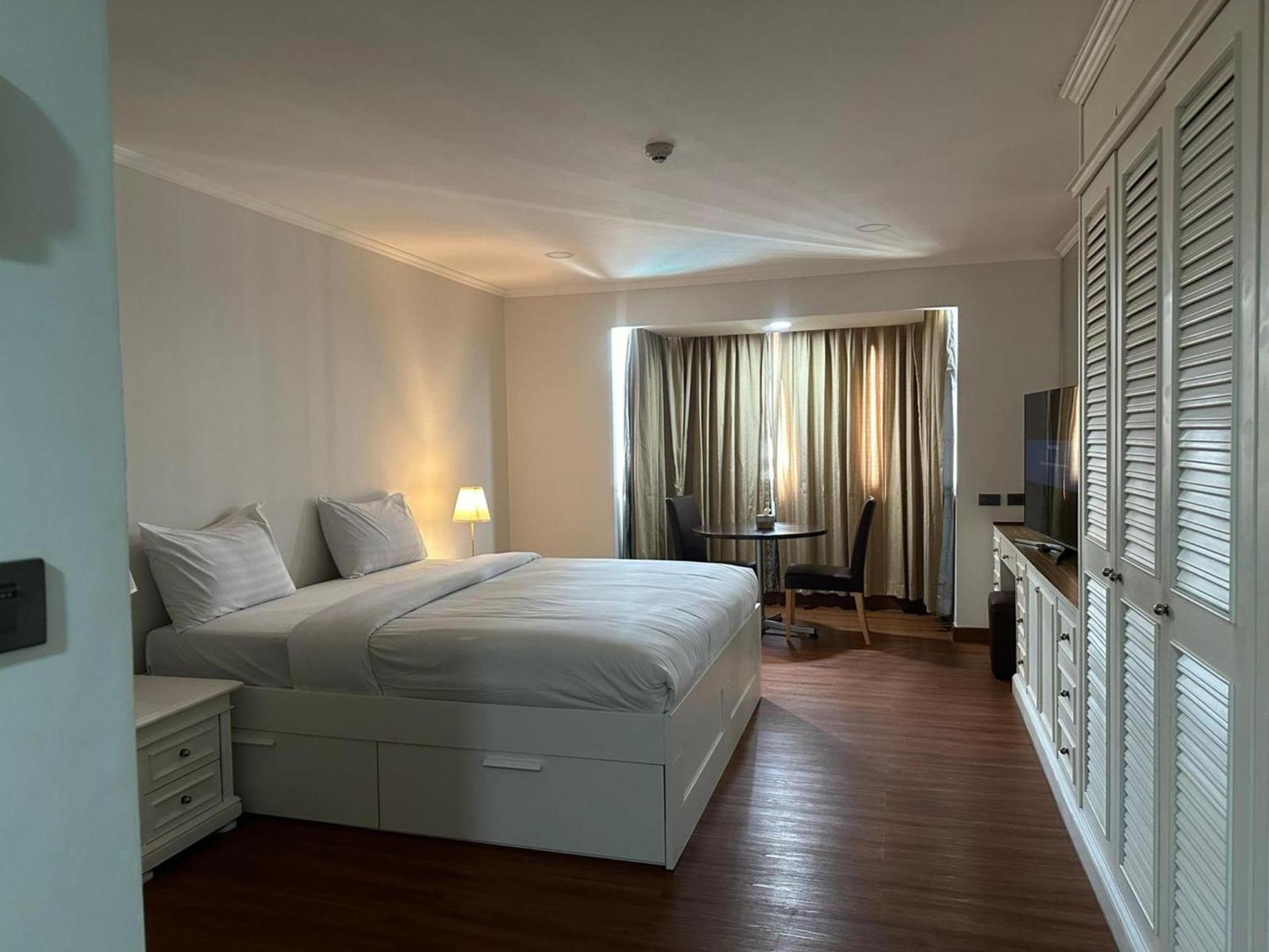 Omni Tower Sukhumvit Soi 4 Direct Daire Bangkok Dış mekan fotoğraf