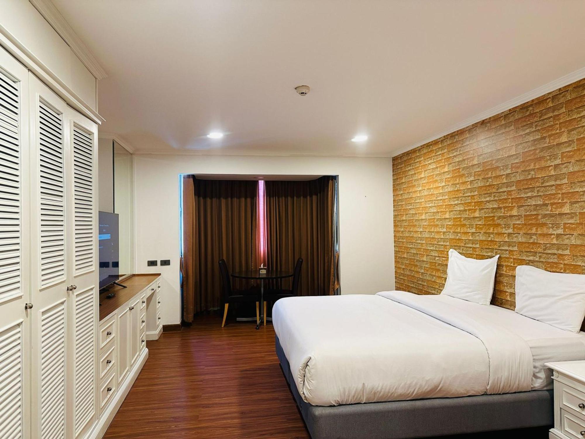Omni Tower Sukhumvit Soi 4 Direct Daire Bangkok Dış mekan fotoğraf